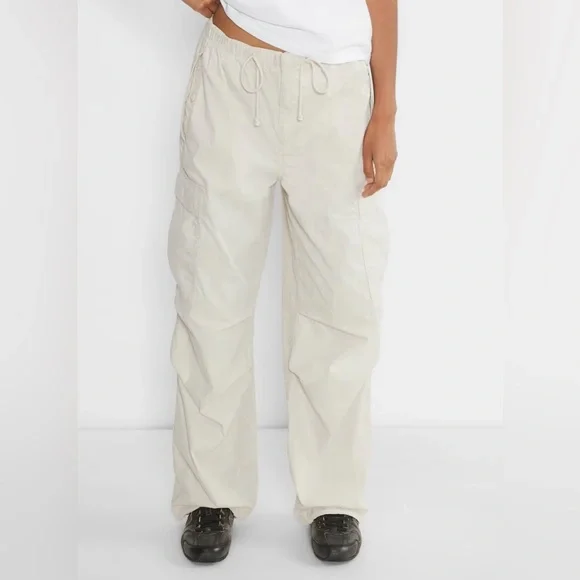 Aritzia Tna Squad Pocket Parachute Cream Elastic Waist Pants Size S - Picture 1 of 16